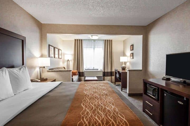 Room 15 of 21