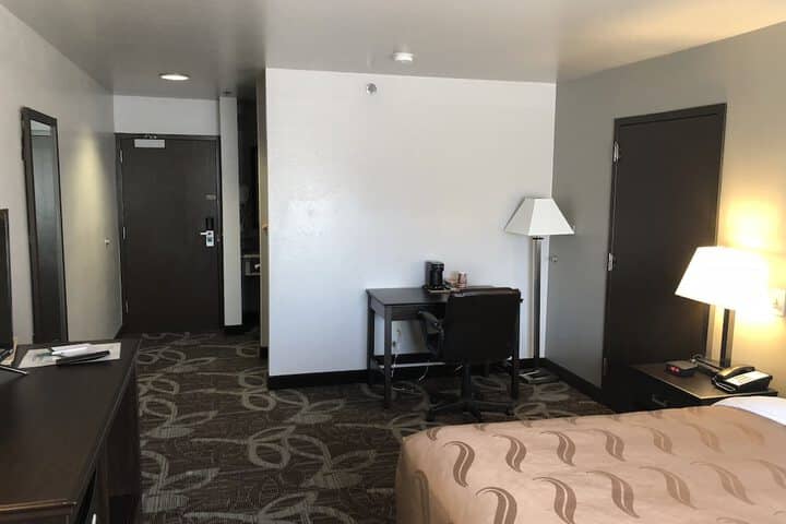 Room 8 of 20
