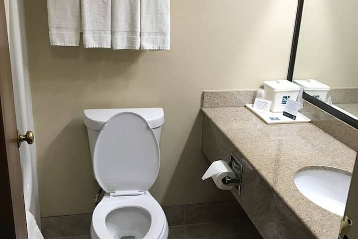 Room 34 of 46