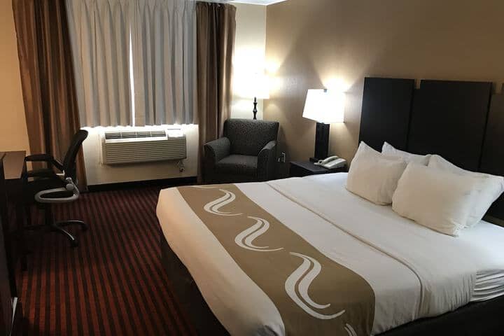 Room 10 of 46