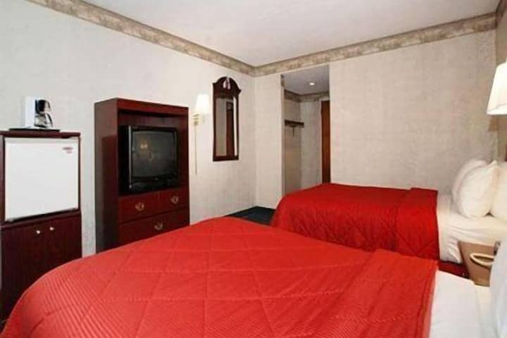 Room 14 of 30