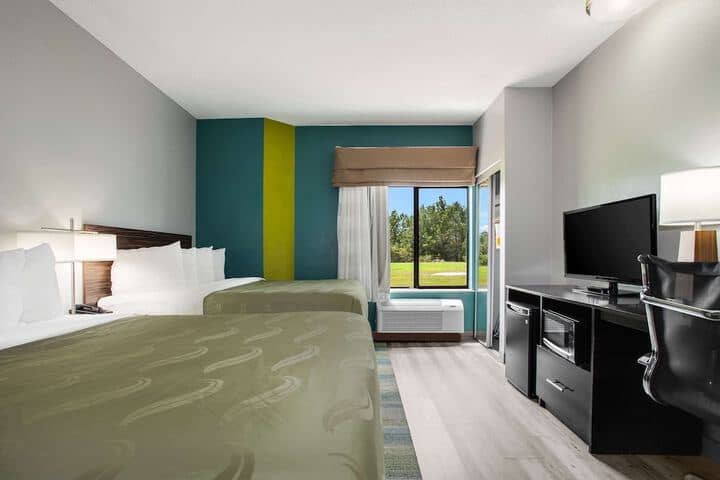 Room 20 of 31