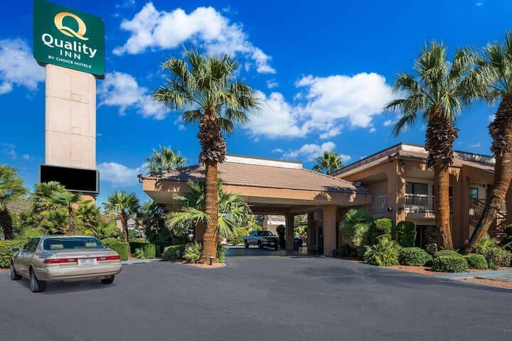 Hotel 19 of 29