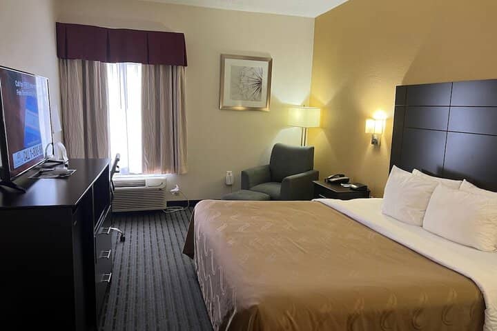 Room 21 of 44