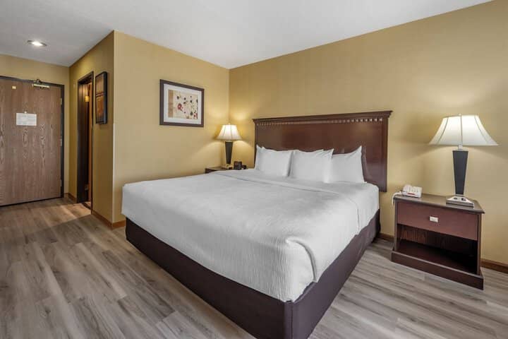Room 7 of 20