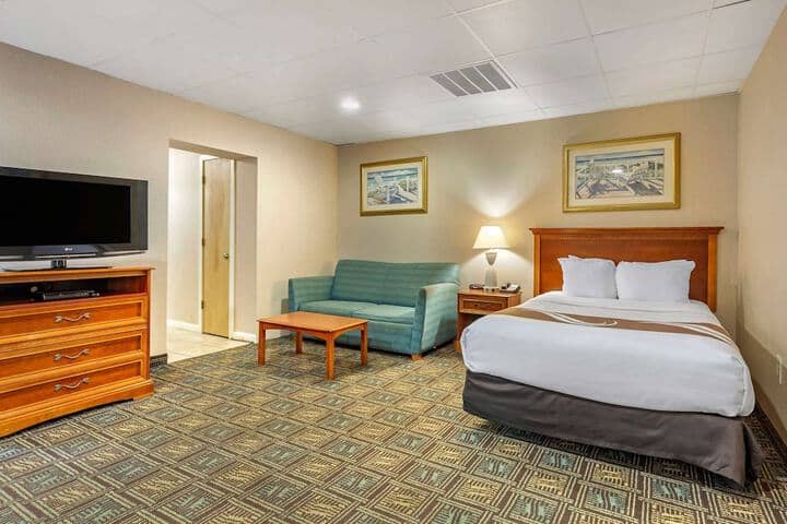 Room 29 of 110