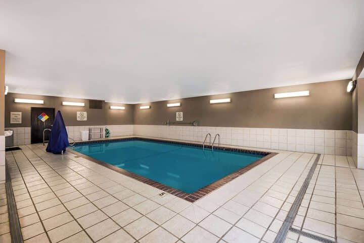 Pool 27 of 40