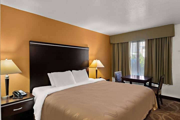 Room 7 of 29