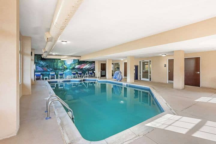 Pool 36 of 56