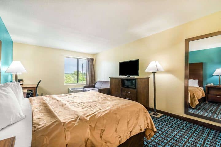 Room 26 of 50