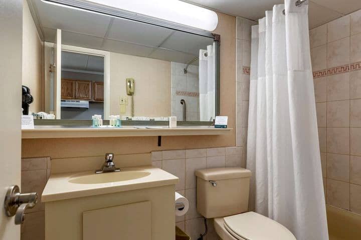 Room 49 of 110