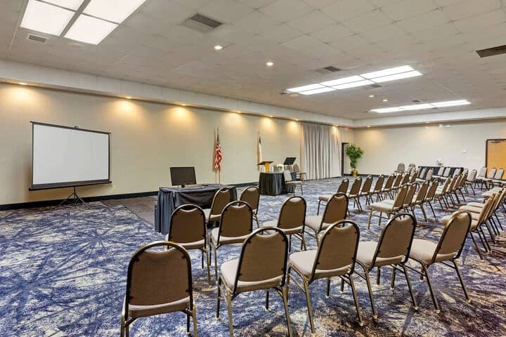 Meeting facility