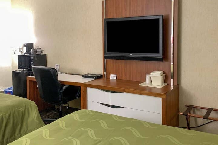 Room 11 of 26