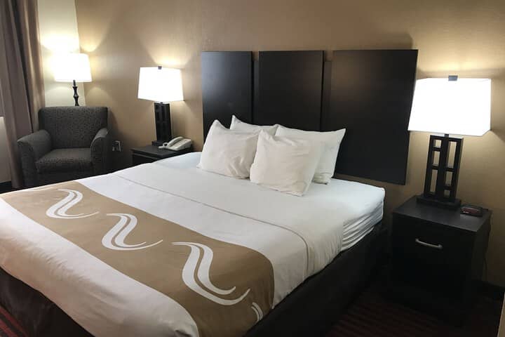 Room 12 of 46