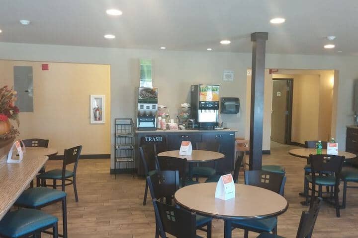 Breakfast area