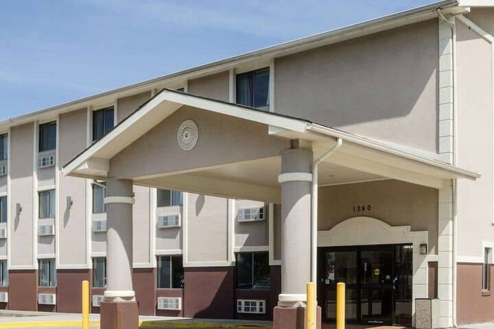 Hotel 46 of 48