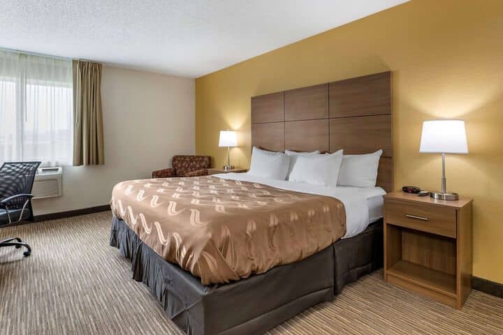 Room 3 of 36