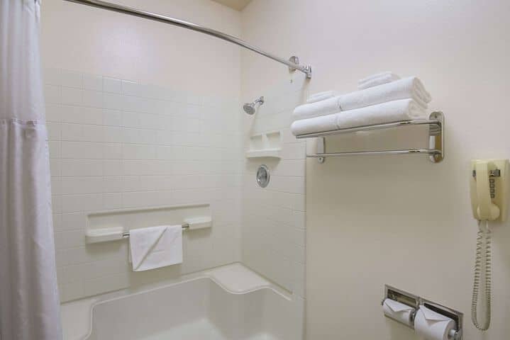 Room 20 of 35