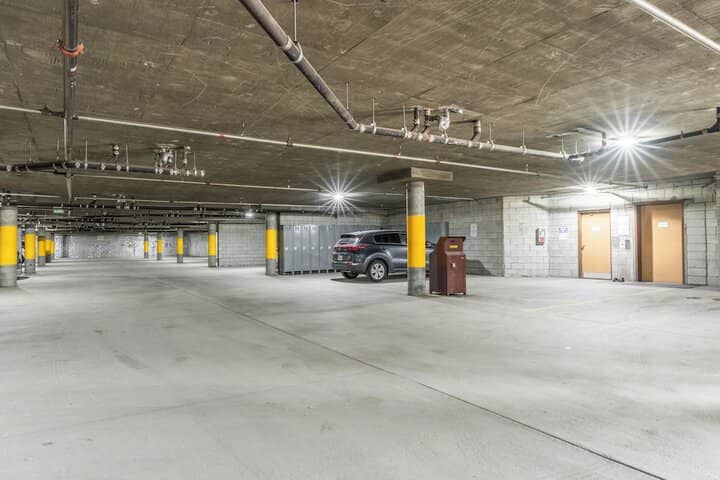 Wheelchair accessible van parking
