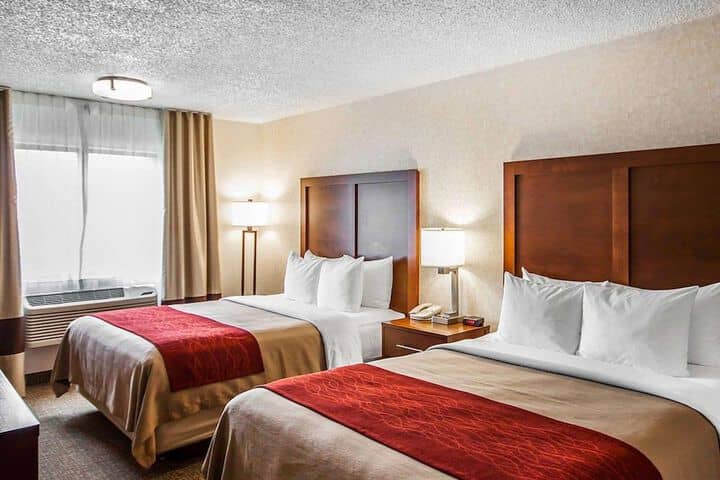 Room 13 of 21
