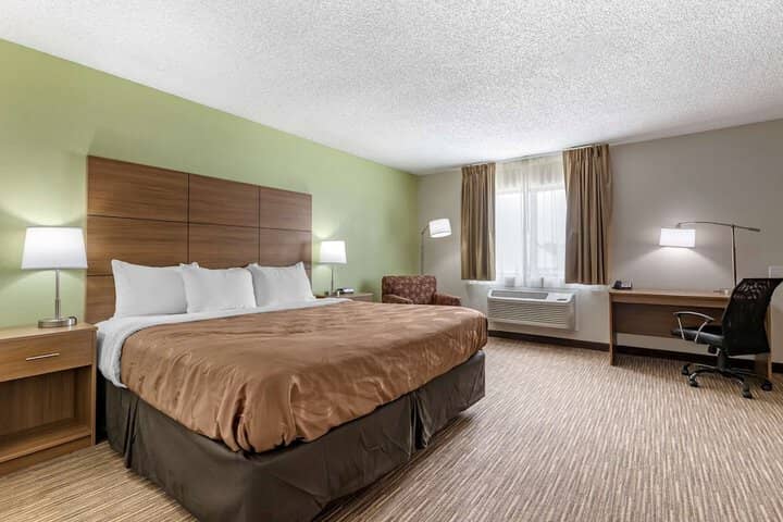 Room 21 of 36