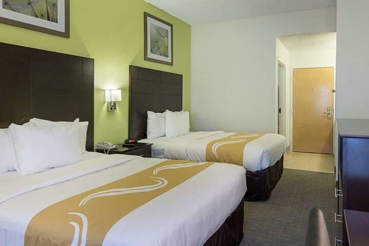 Room 8 of 44