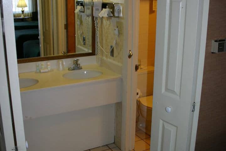 Room 35 of 56