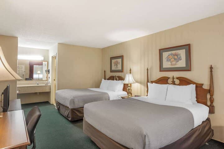 Room 14 of 56