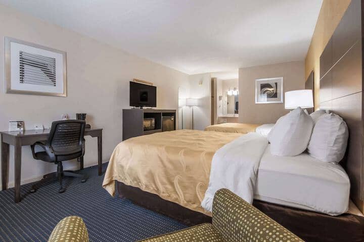 Room 21 of 50