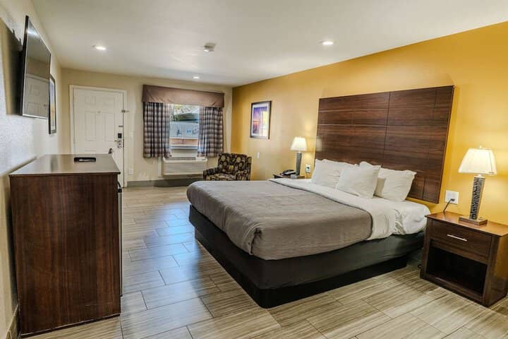 Room 13 of 55