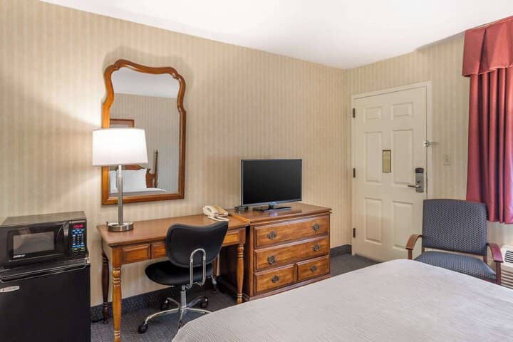 Room 12 of 56